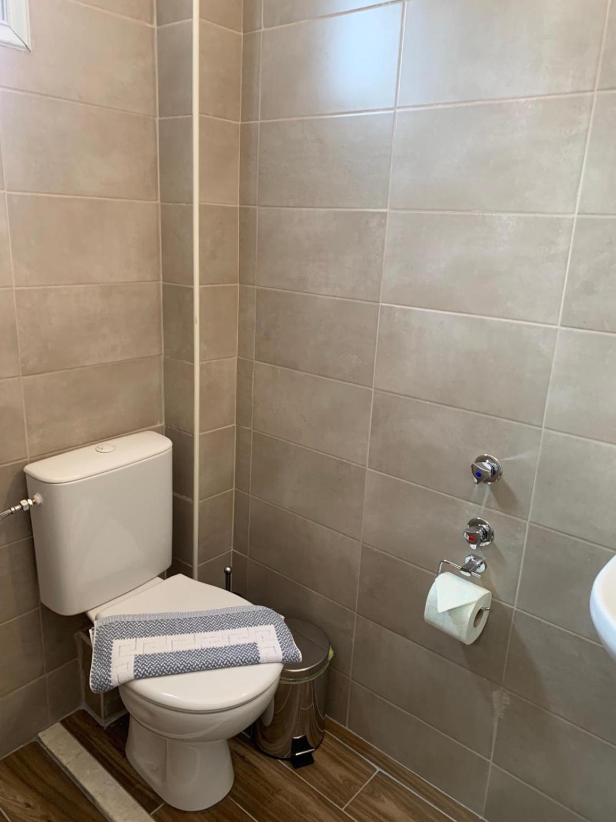 Velonis Apartments Лептокария Екстериор снимка