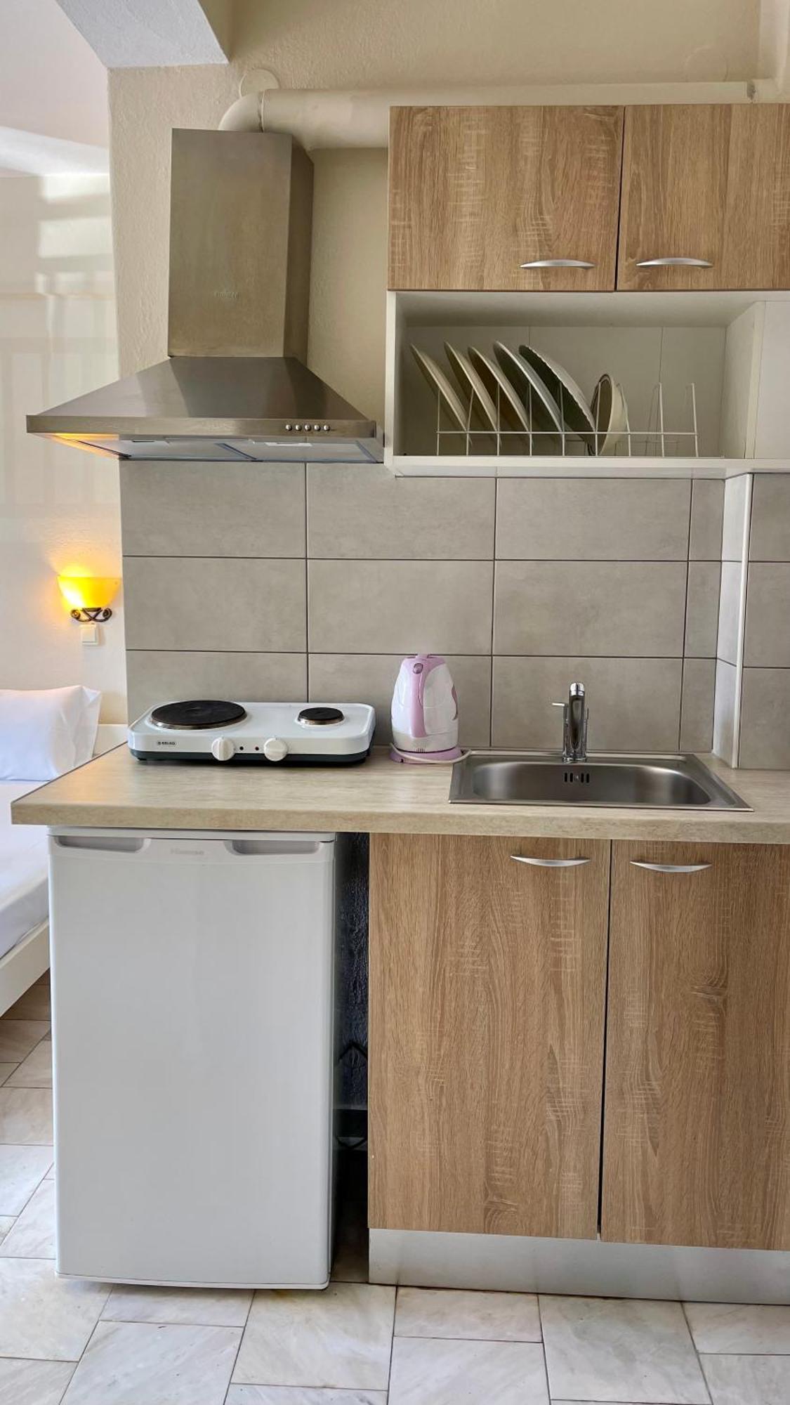 Velonis Apartments Лептокария Екстериор снимка