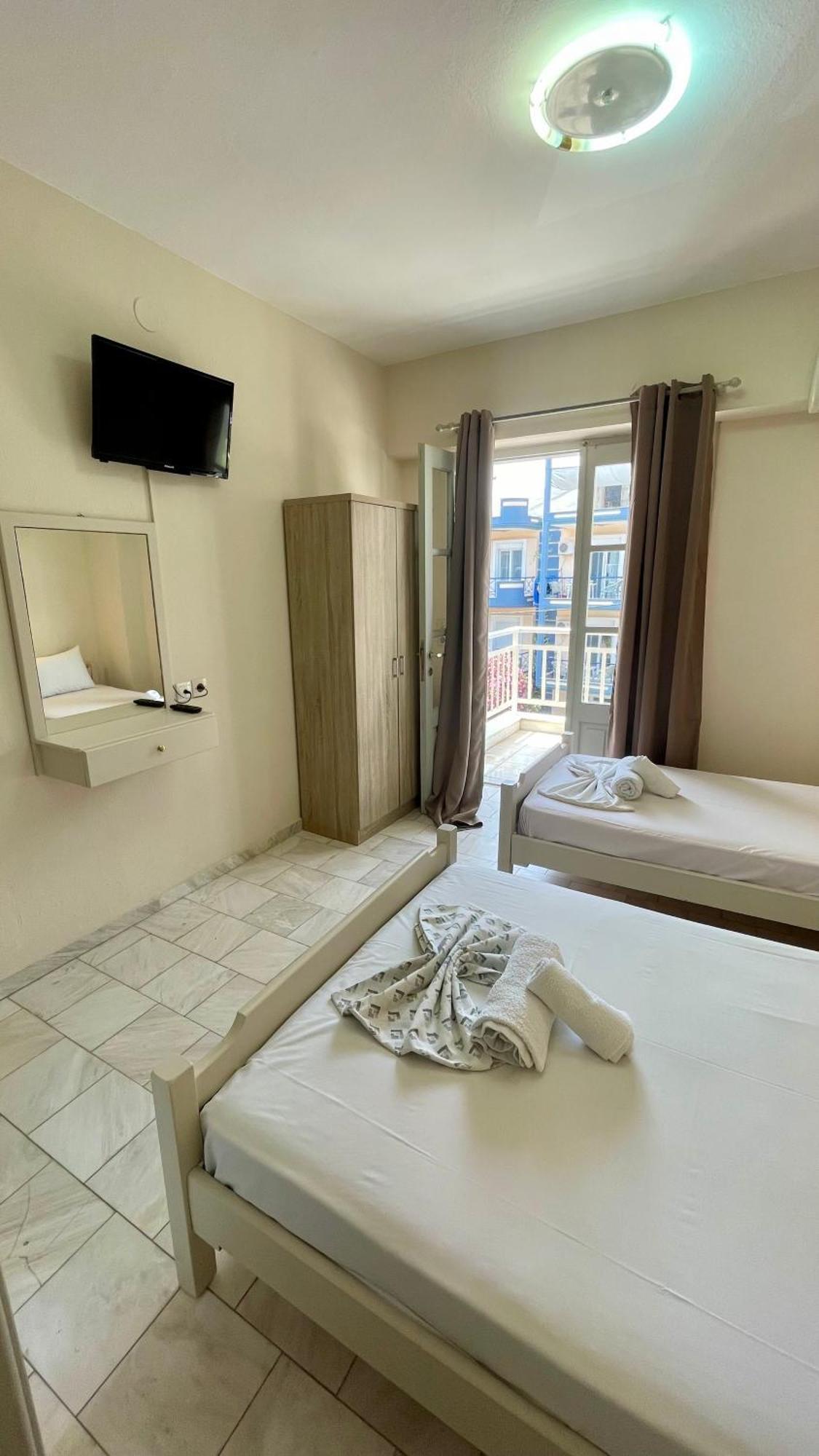Velonis Apartments Лептокария Екстериор снимка